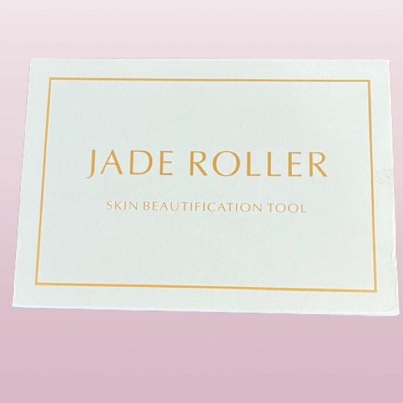 NWOT- Jade Roller & Gua Sha Facial Tool Set-Reduces Wrinkles & Eye Puffiness - Picture 6 of 7